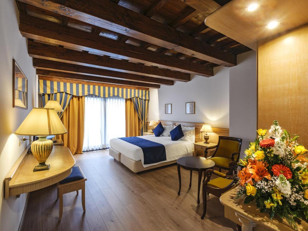 Hotel Orologio Ferrara Eksteriør bilde